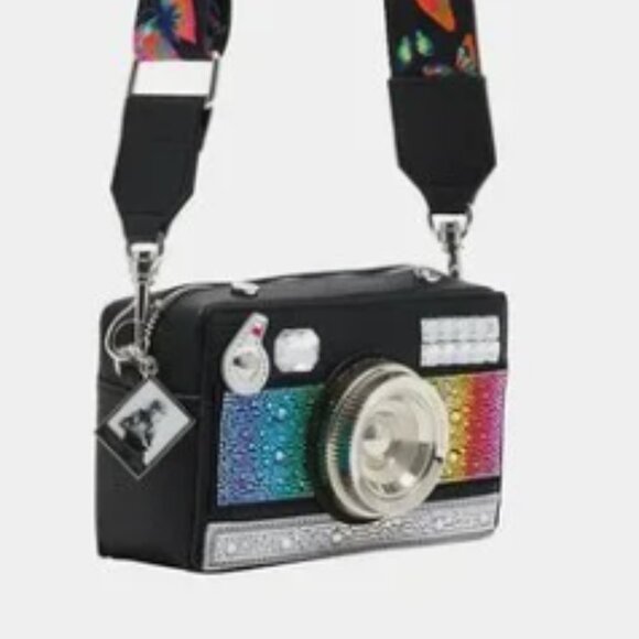 EUC Betsey Johnson Kitsch Cheezin Crossbody Camera Bag - Picture 1 of 4